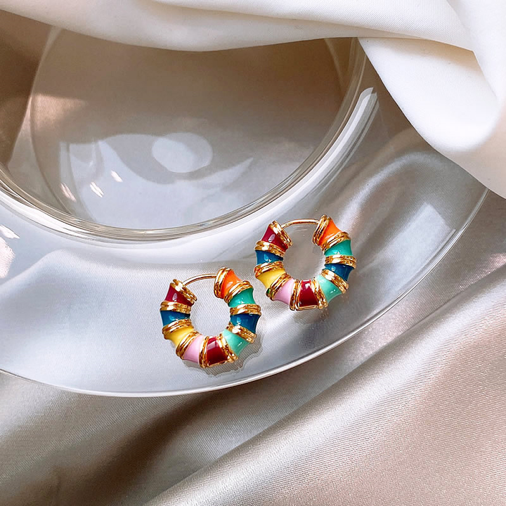 Elegant earrings with multiColoured enamel