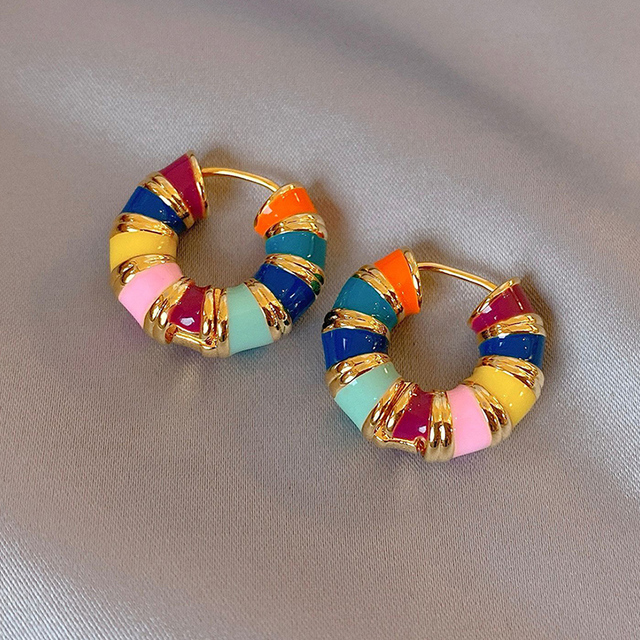 Elegant earrings with multiColoured enamel
