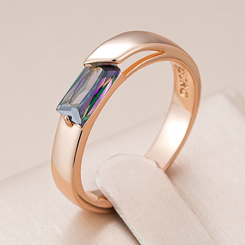 Elegant ring with multiColoured crystal