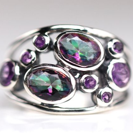 Ring with inlays of Colourful crystal in vintage silver